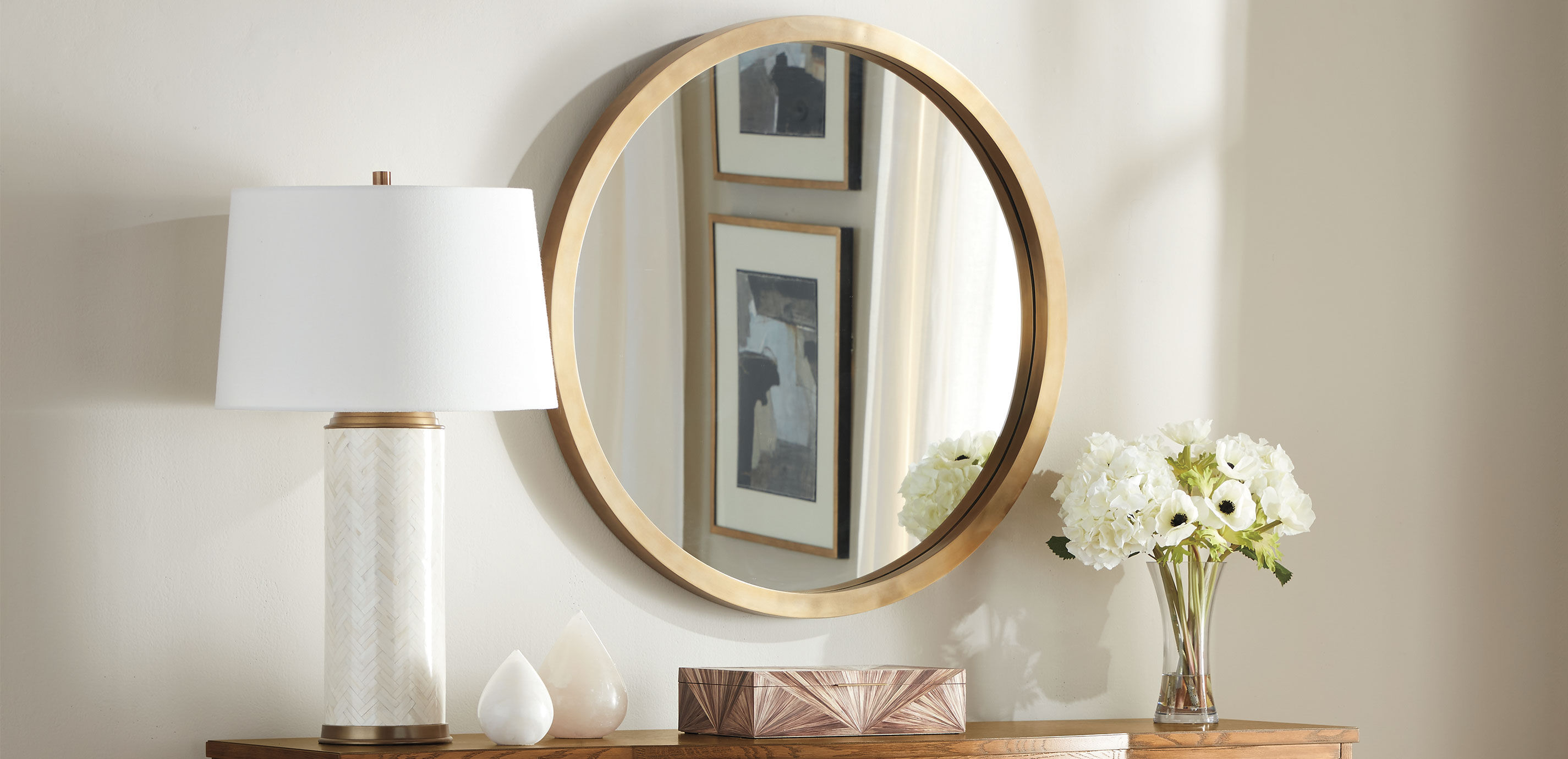 Vaughn Bone Table Lamp_4