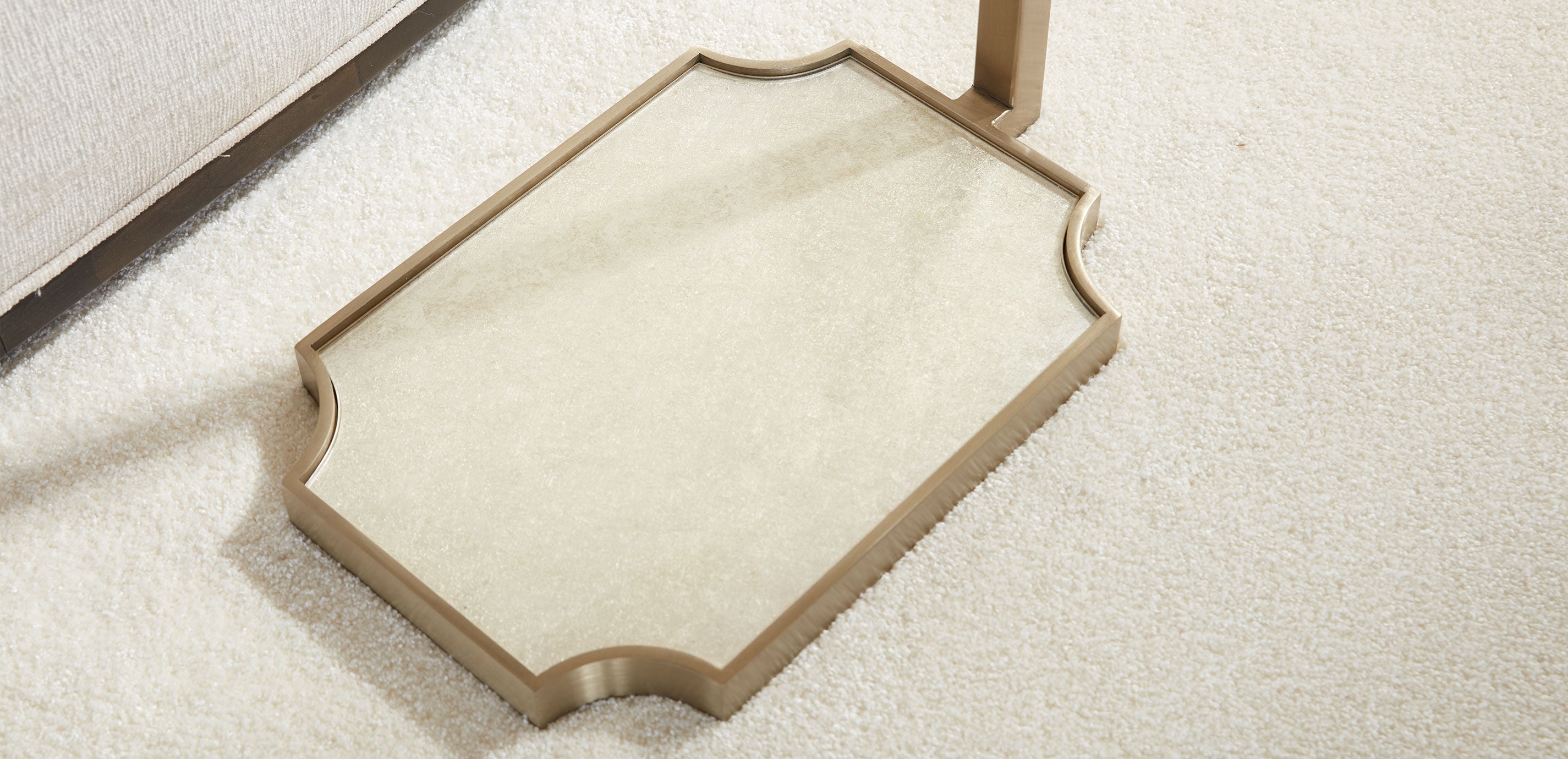 Mira Pull-Up Accent Table_7