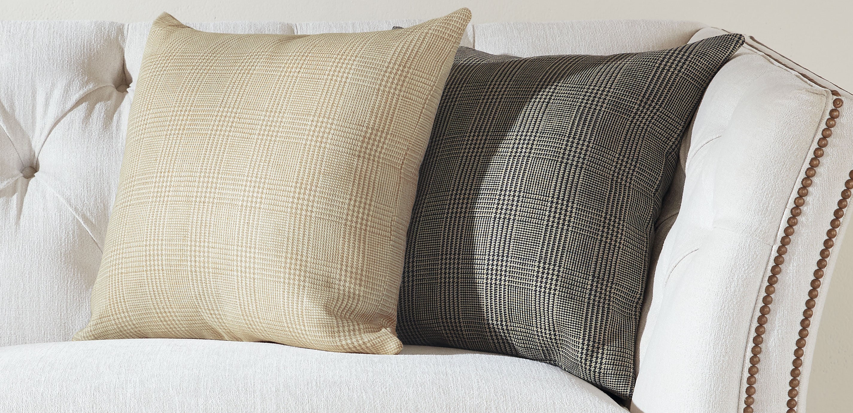 Linen Houndstooth Pillow_1