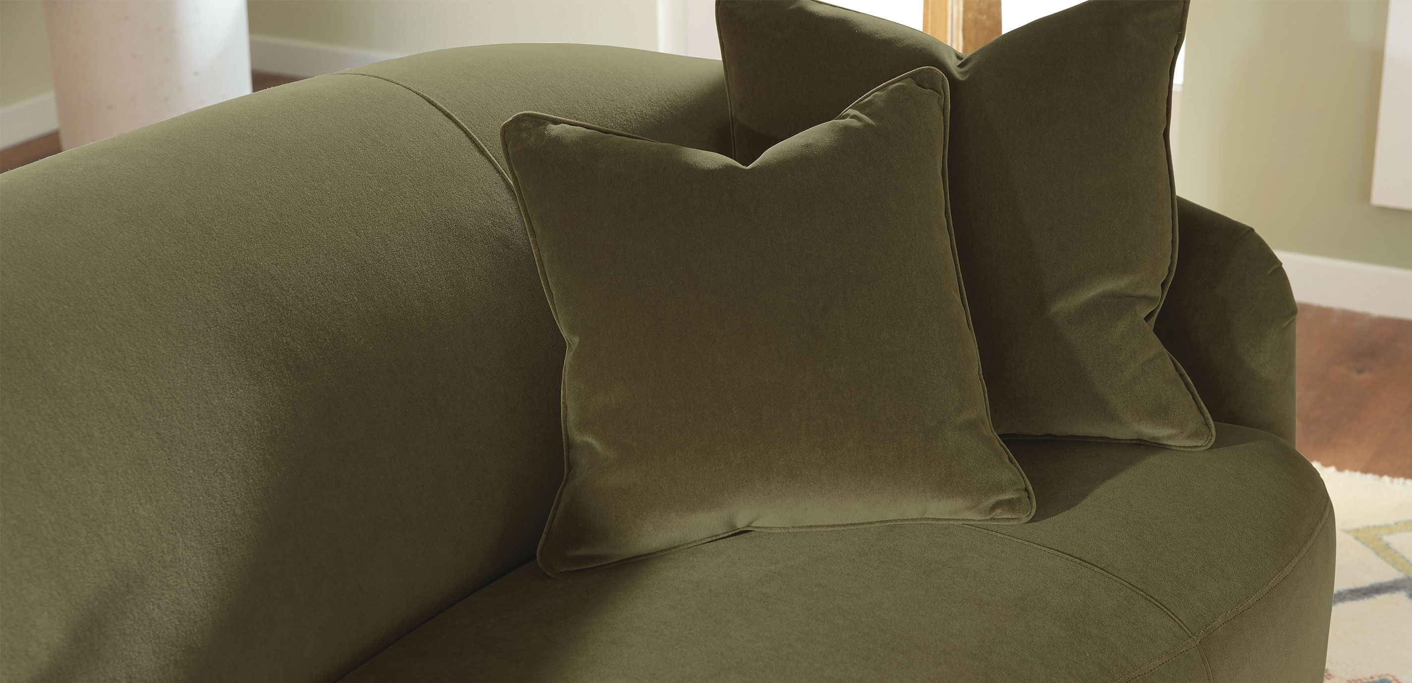 Calista Curved Sofa_3