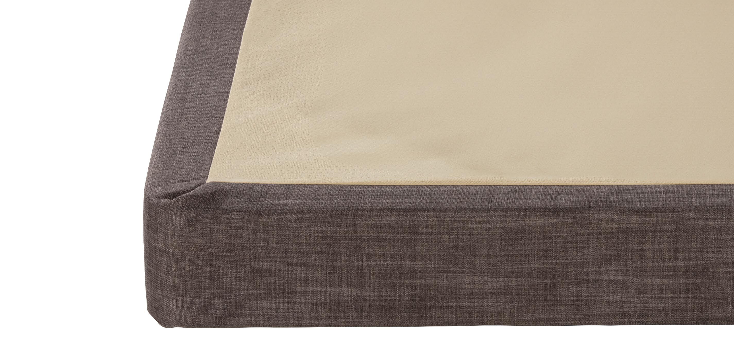 EA Signature Platinum&trade; Foundation 