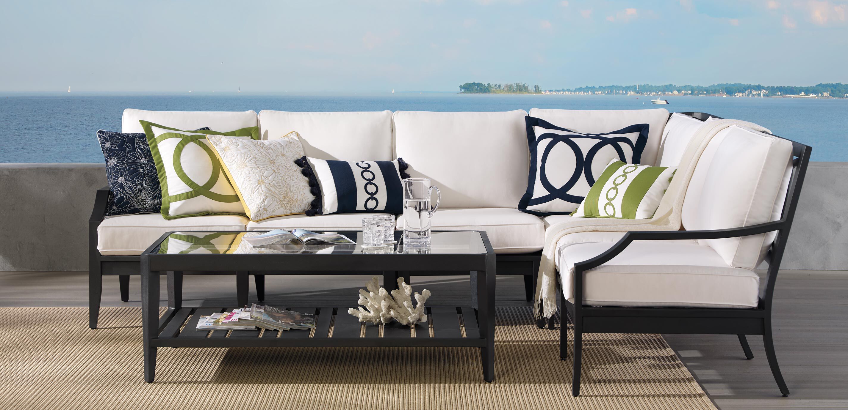 Embroidered Floral Outdoor Pillow_5