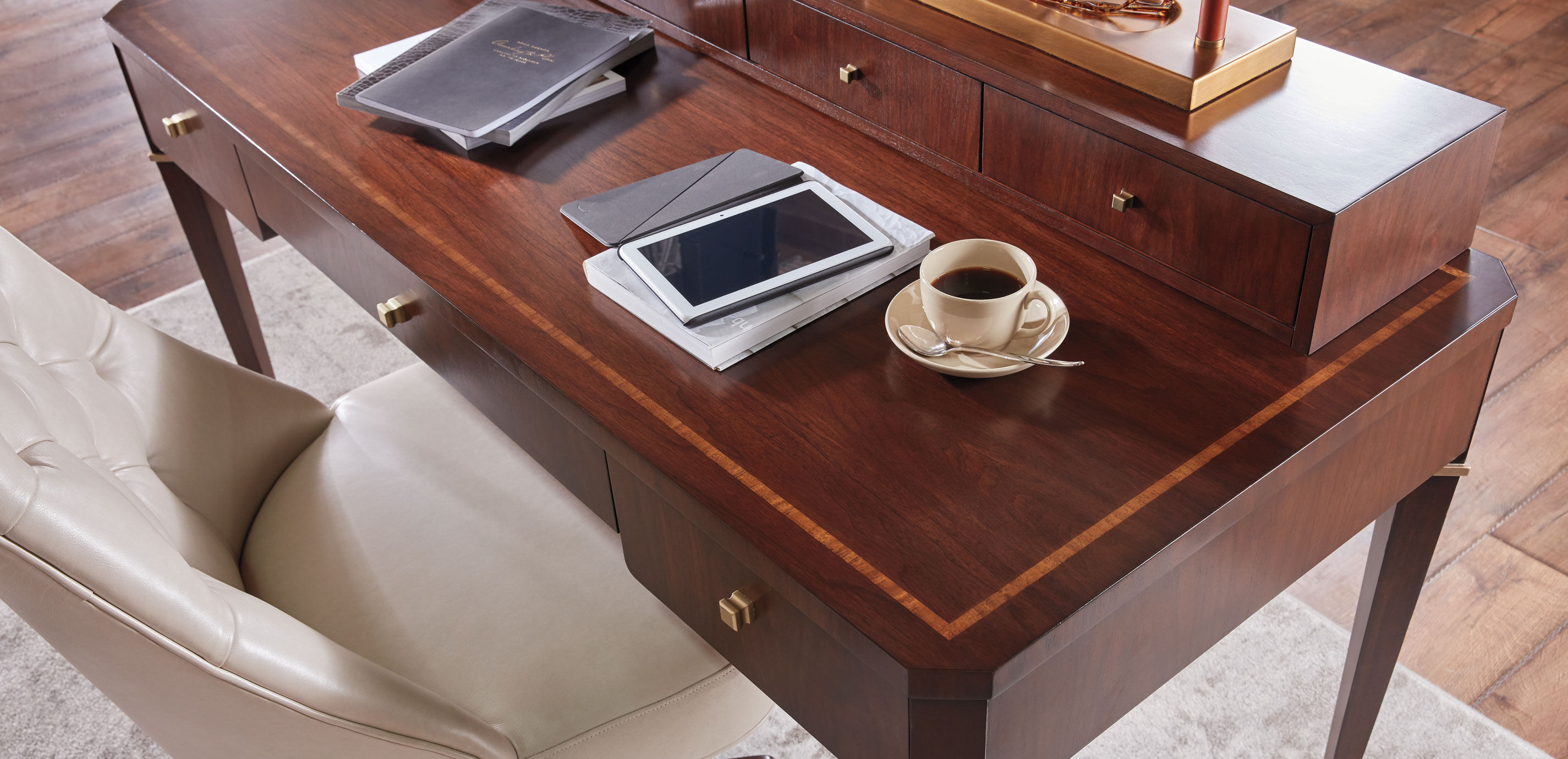 Modern Walnut (330) Finish Sample_3