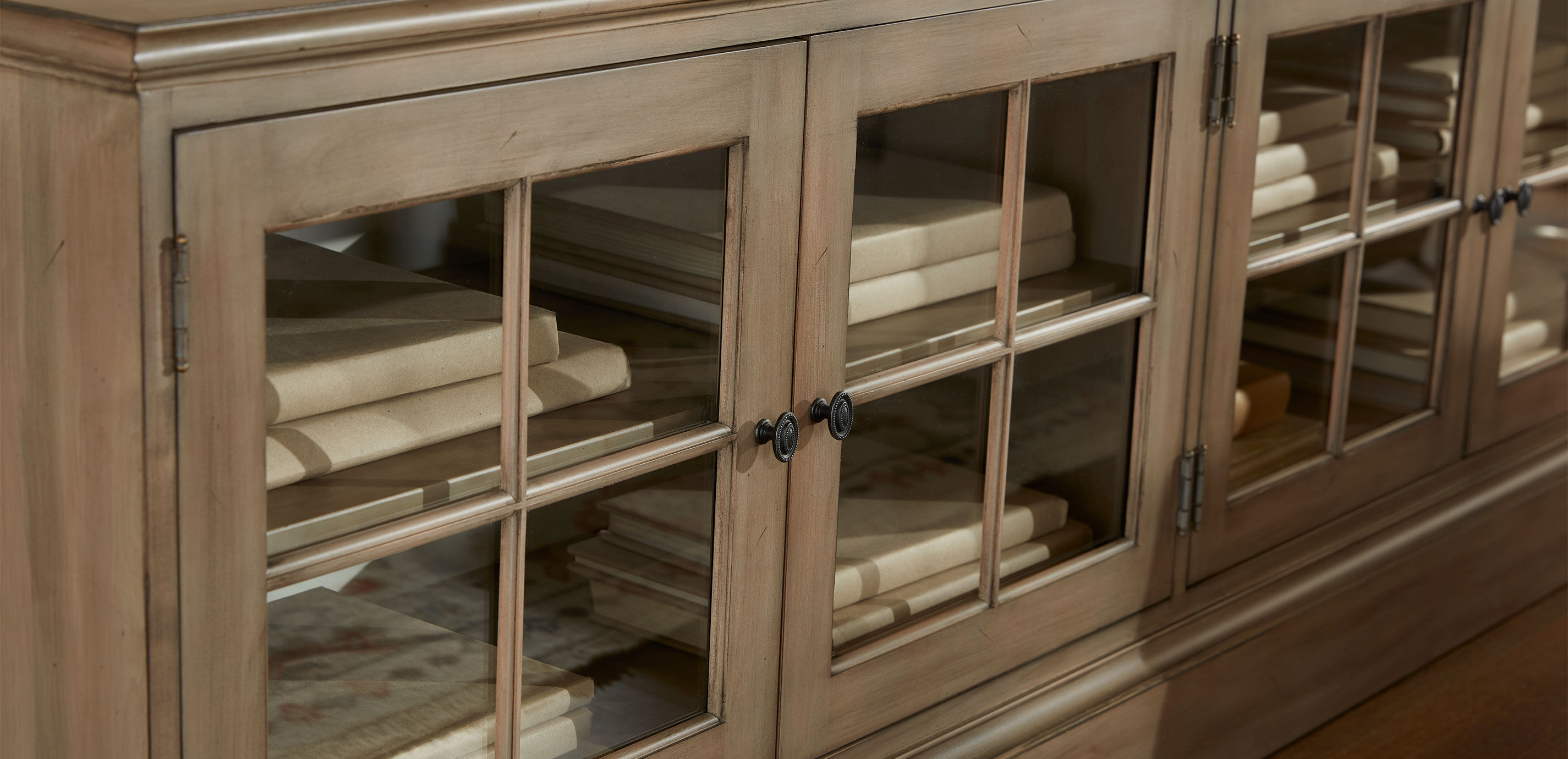 Large Villa Media Cabinet_9