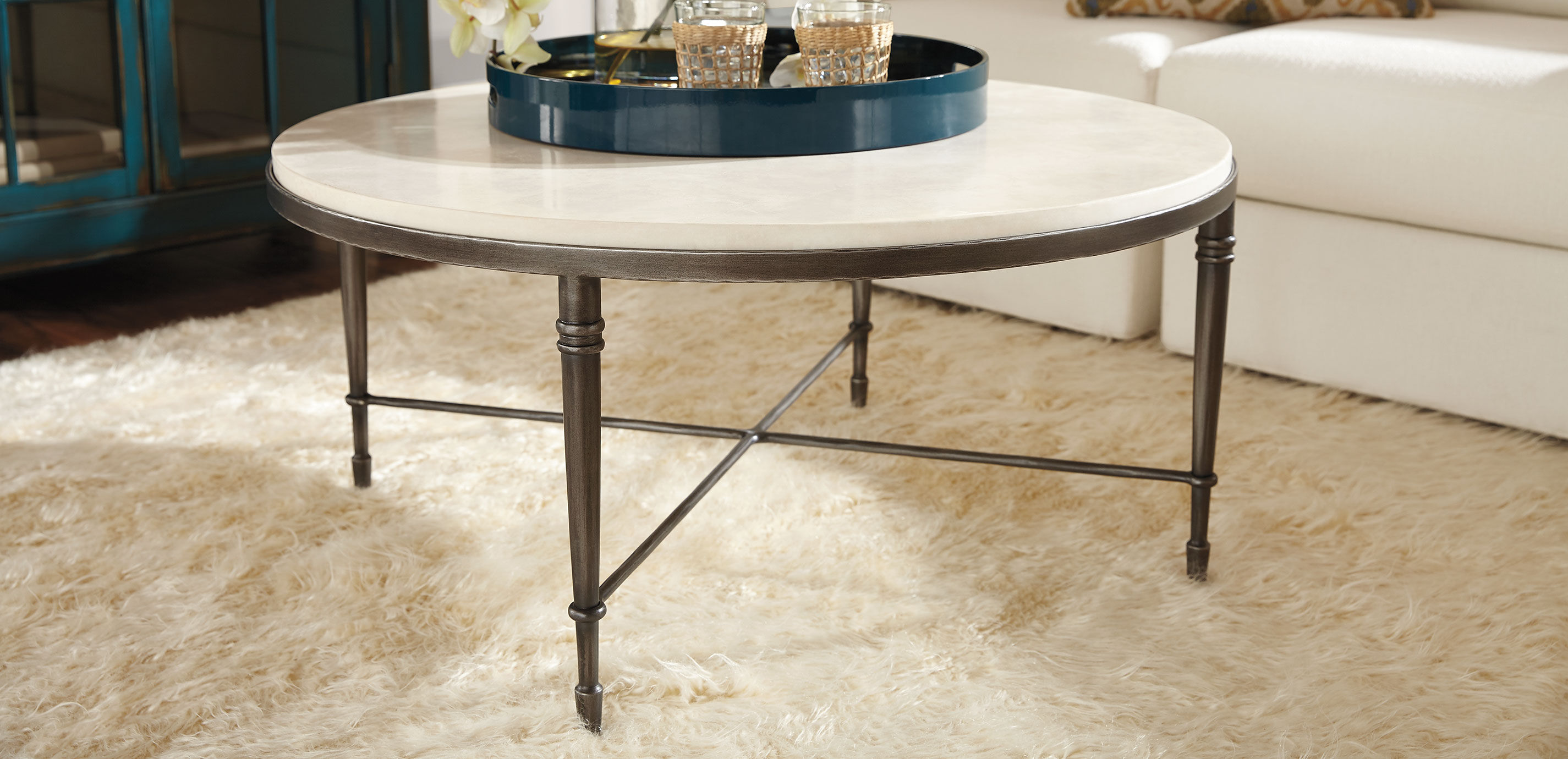 Ethan allen new arrivals round coffee table