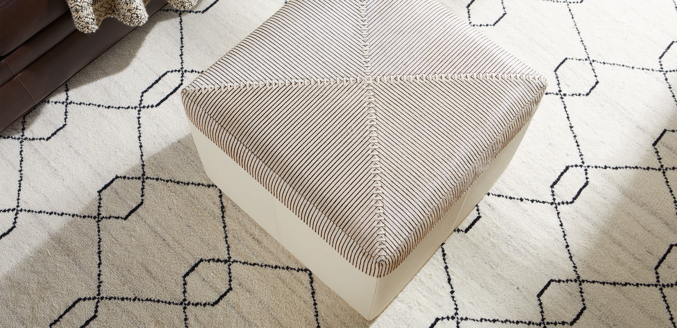 Tulu Trellis Rug, Natural/Black_4