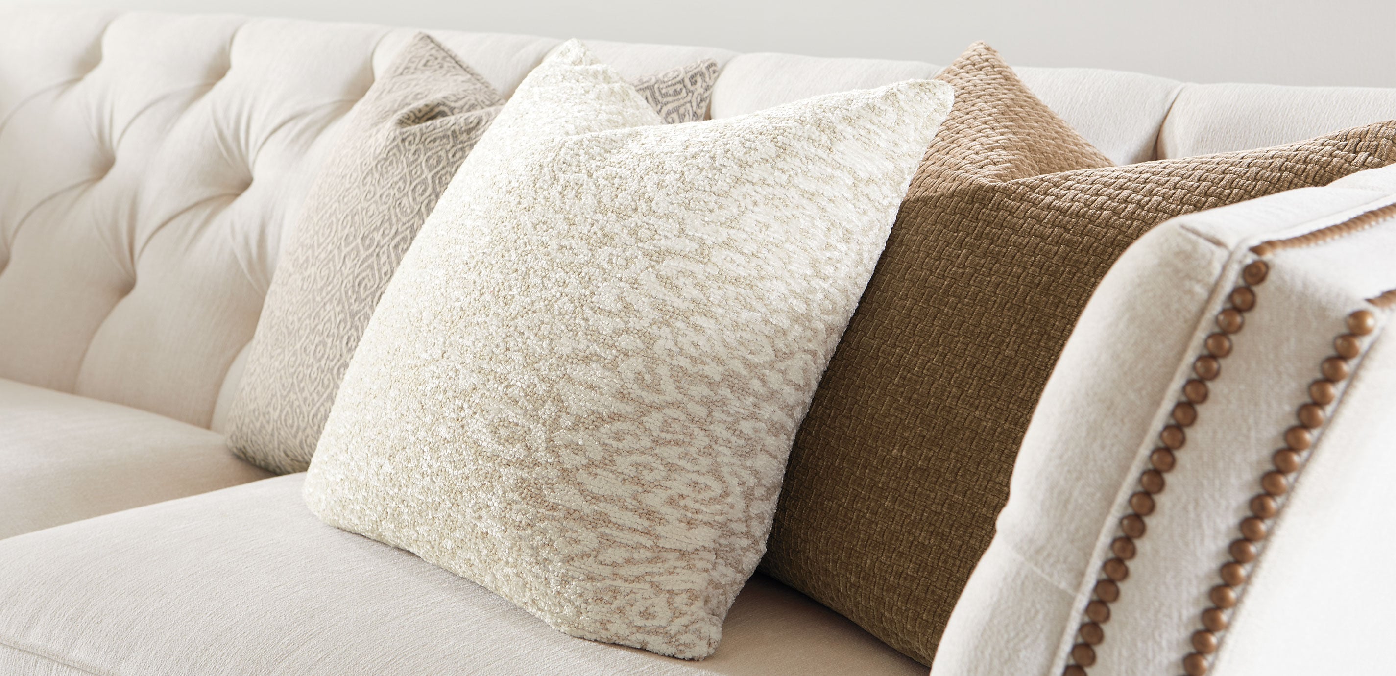 Cyrus Chenille Pillow_5