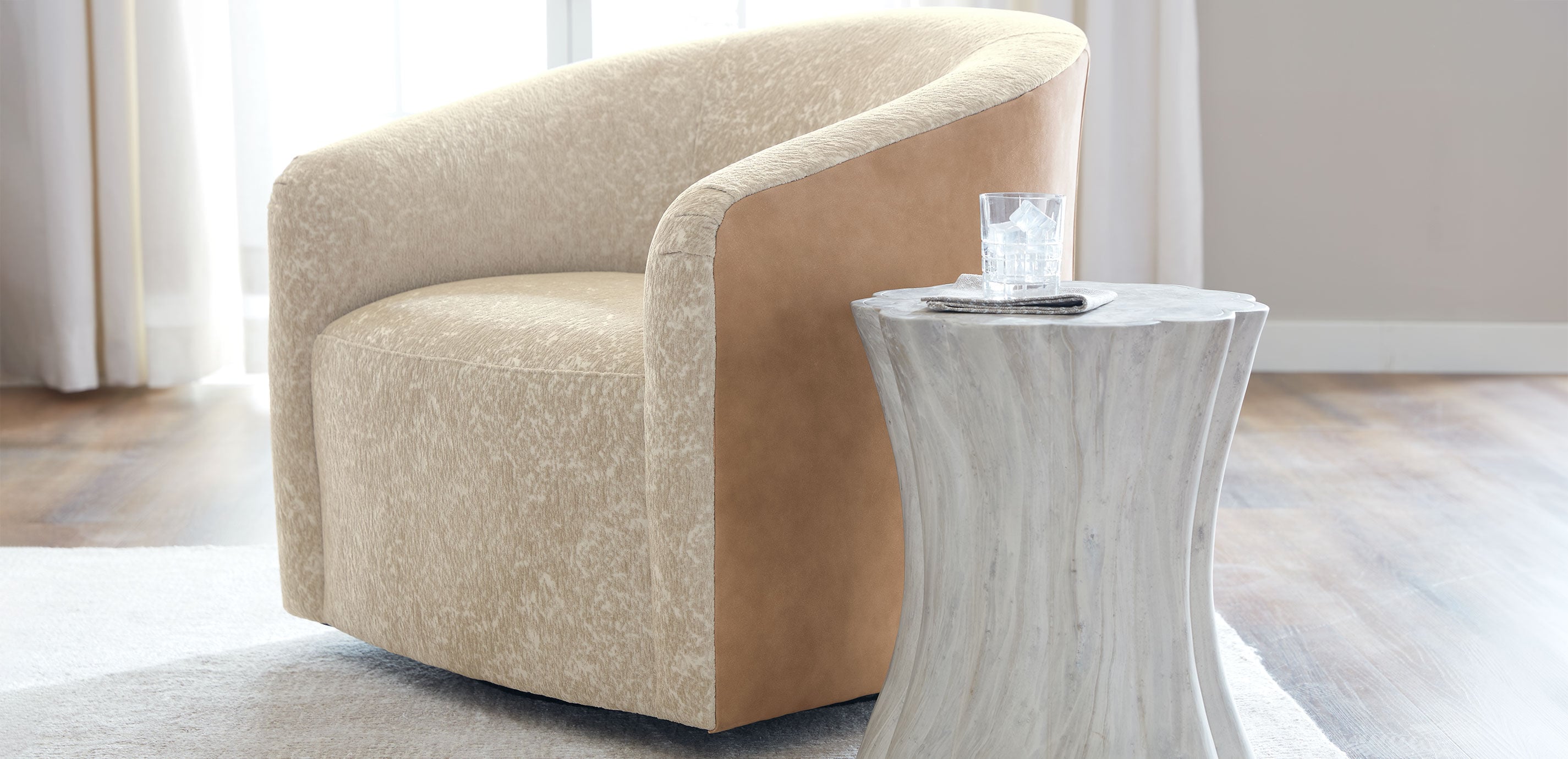 Calista Swivel Chair_6