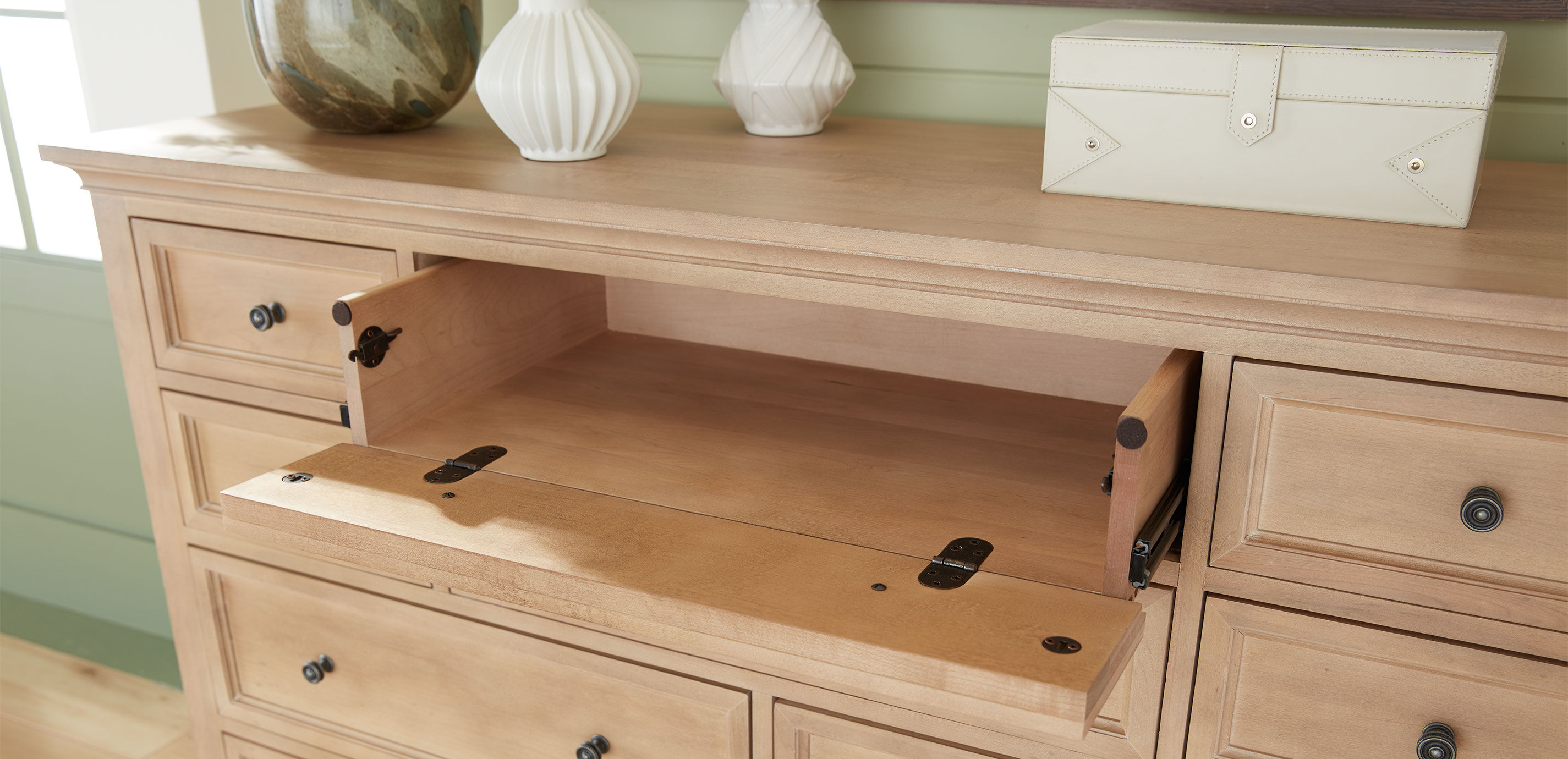 Glover Tall Dresser_5