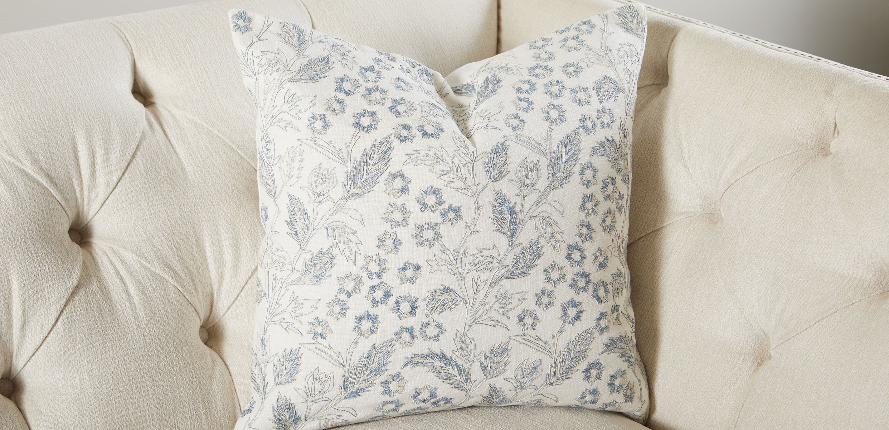 Blue Floral Scribble Pillow_2
