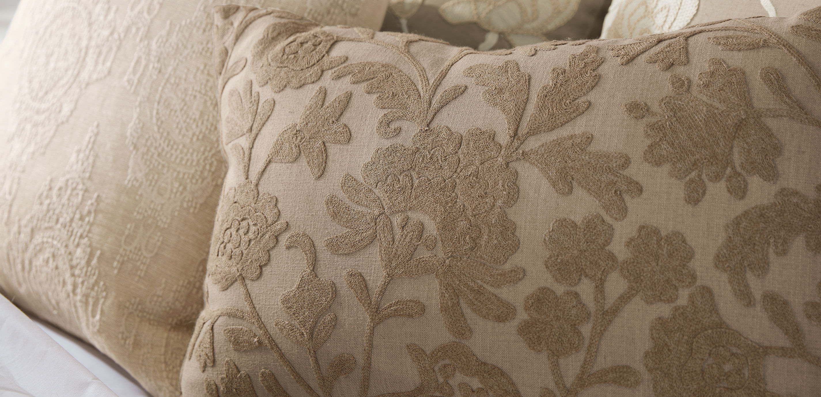 Crewel Stitch Botanical Lumbar Pillow_3