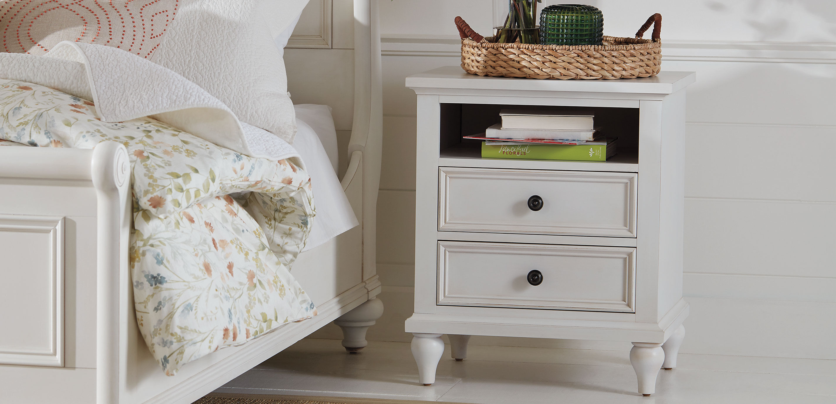 Reagan Small Night Table_8