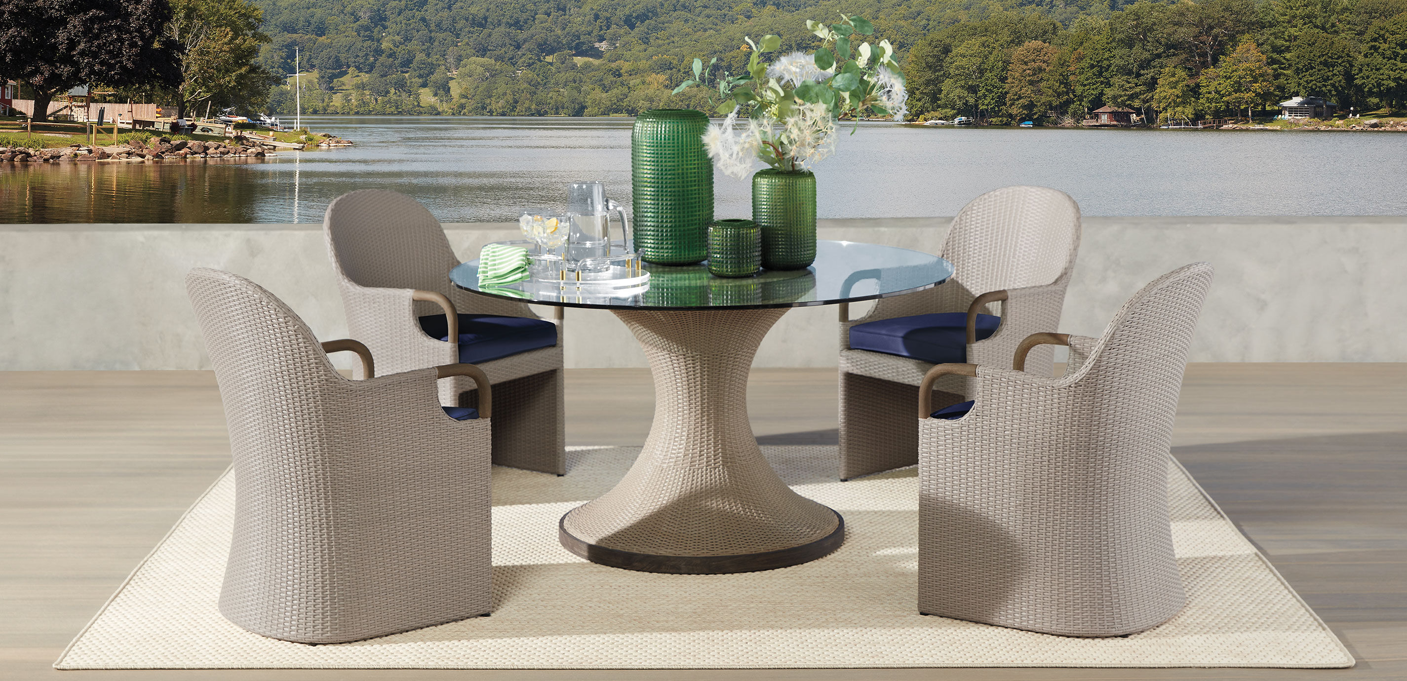 Small Lucira Emerald Vase_9