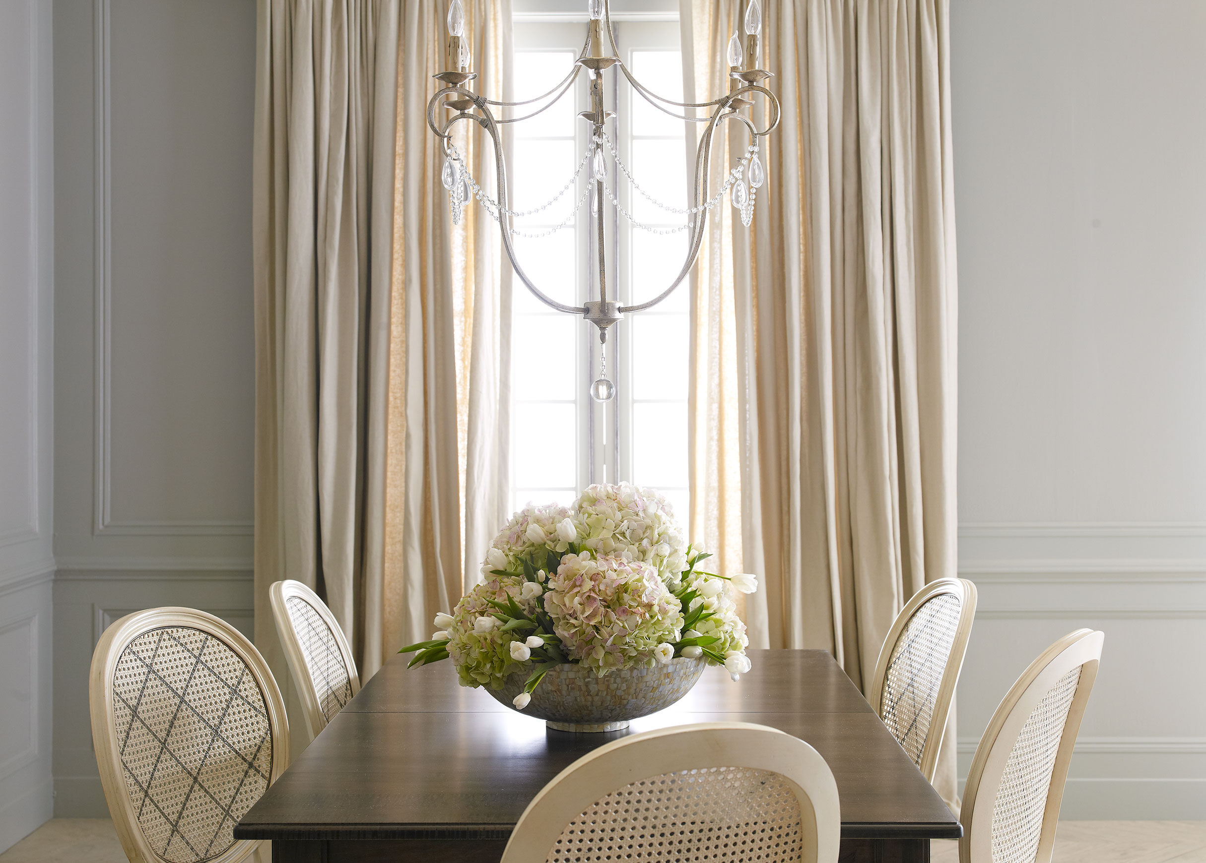 Silver chandelier dining room 2025
