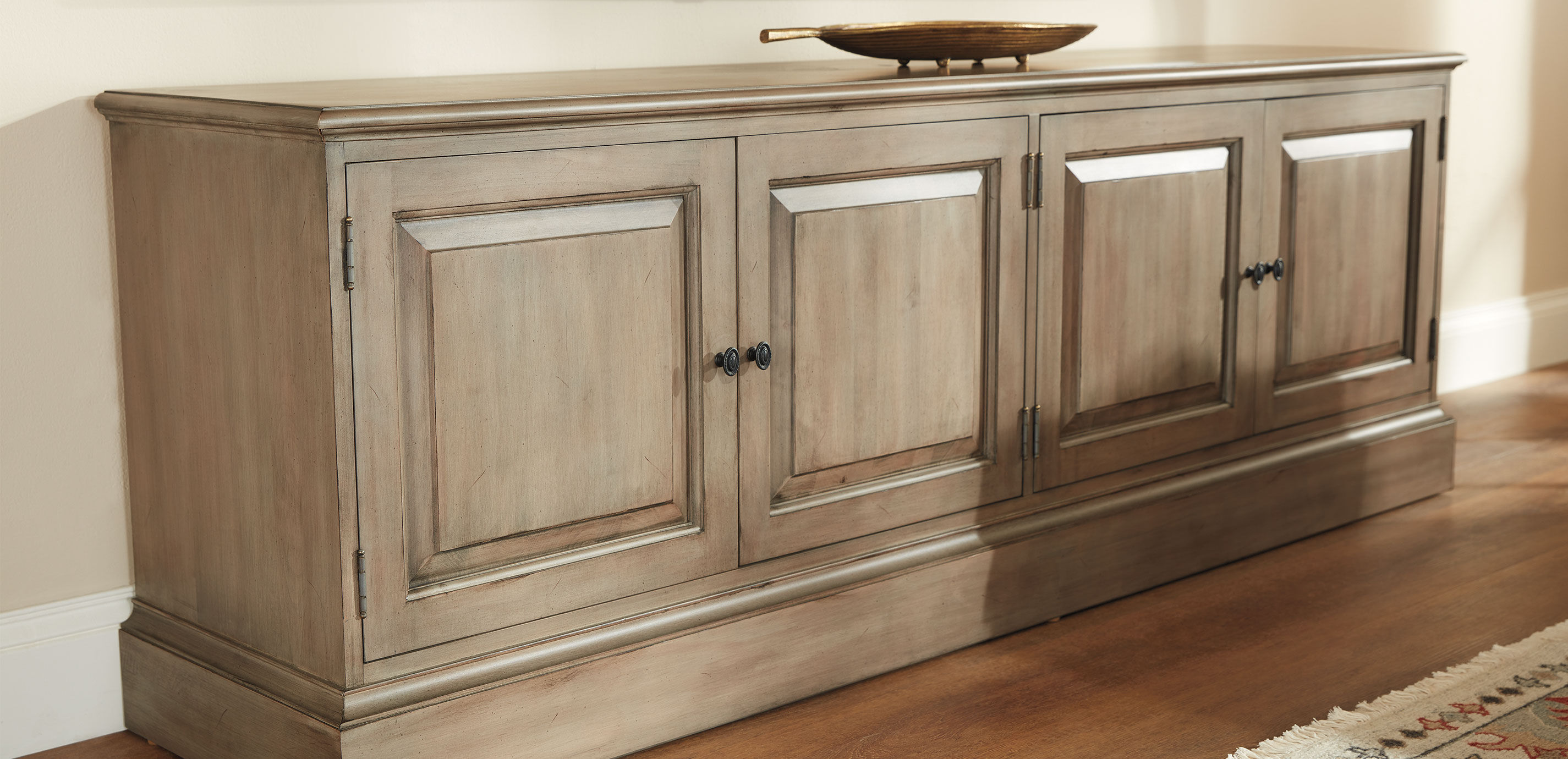 Large Villa Media Cabinet_10