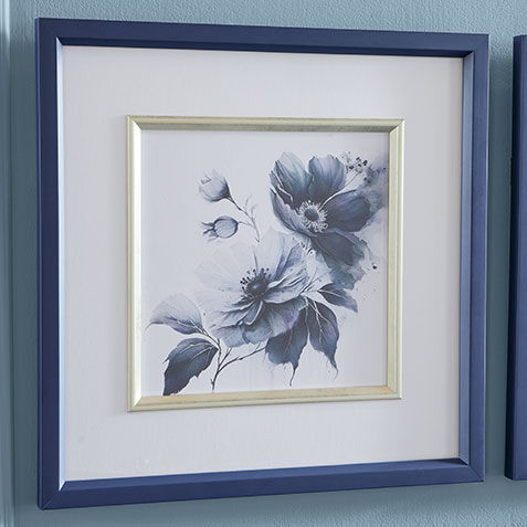 Soft Floral Product Tile Hover Image 073277A