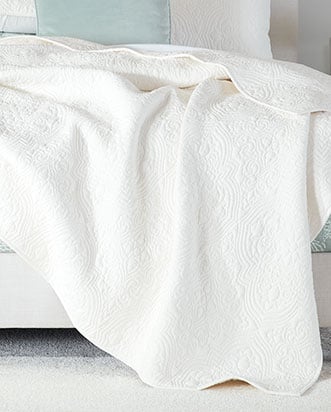 Quilts & Comforters
