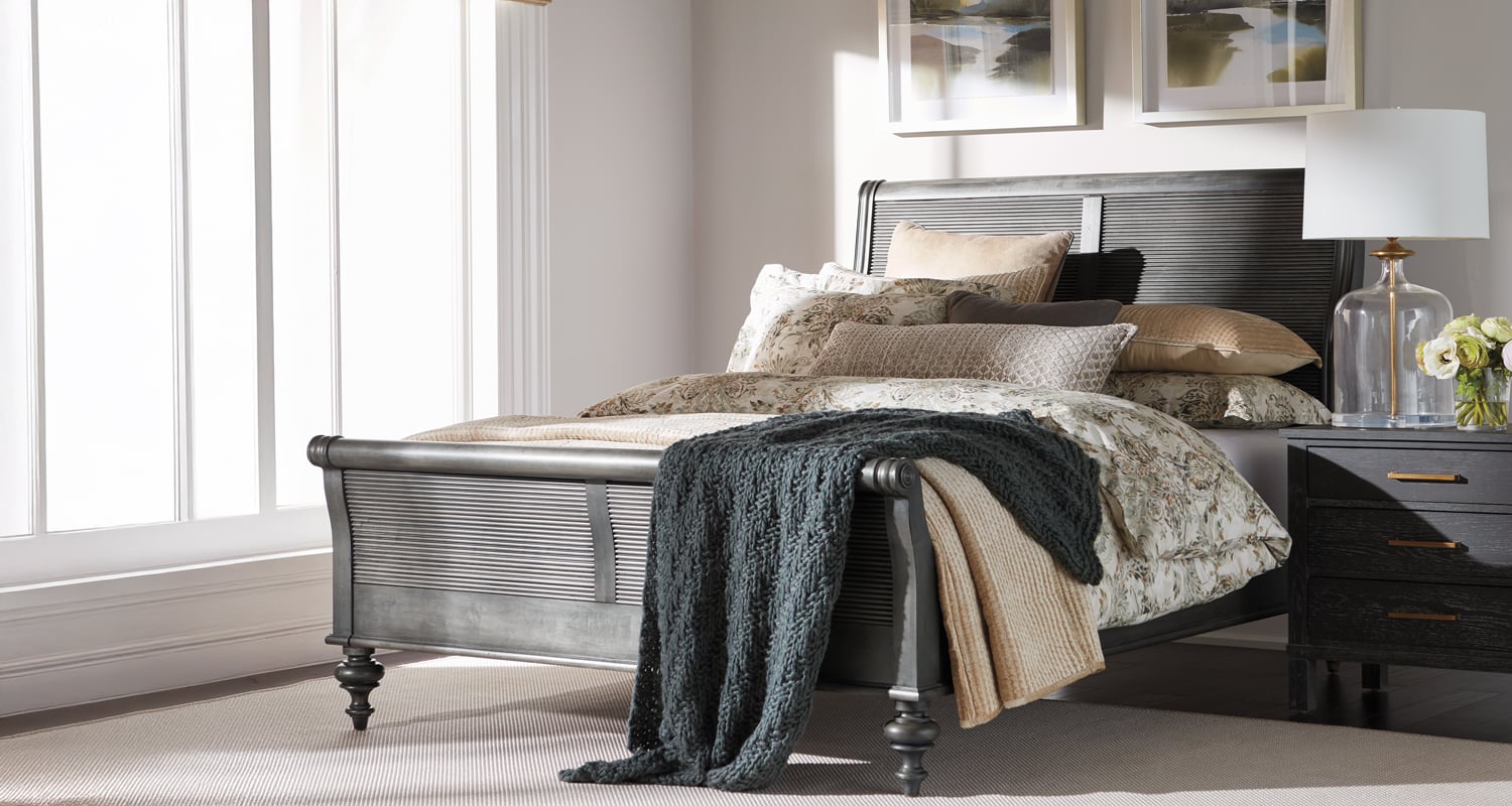 This Small Bedroom Has the Corner on Comfy Main Image