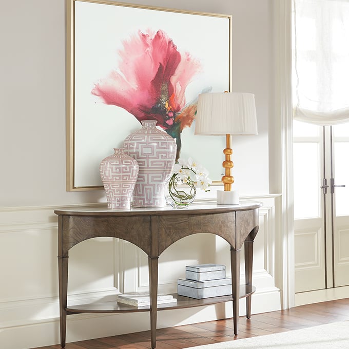 Clair de Demilune Entryway
