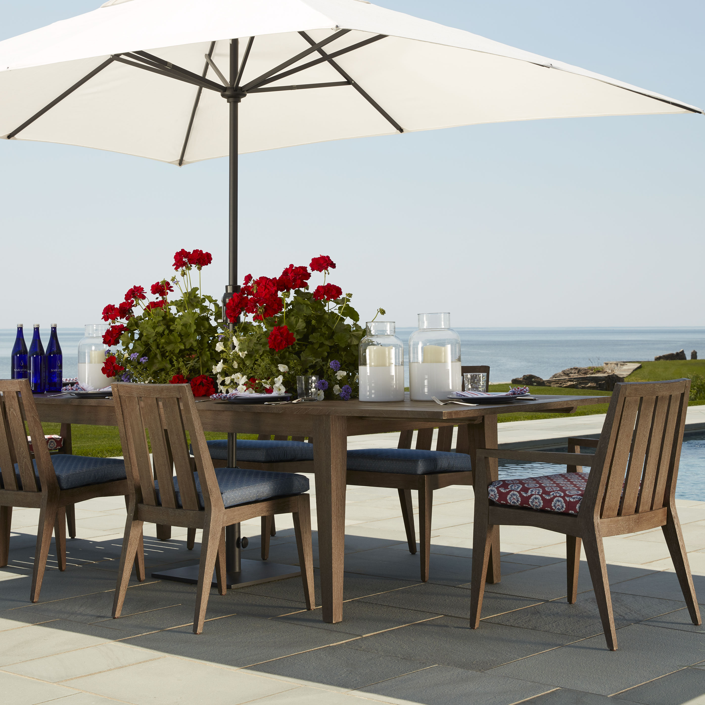 red white and blue outdoor dining room