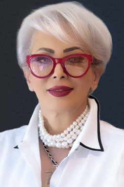 Designer Nana Kucheki